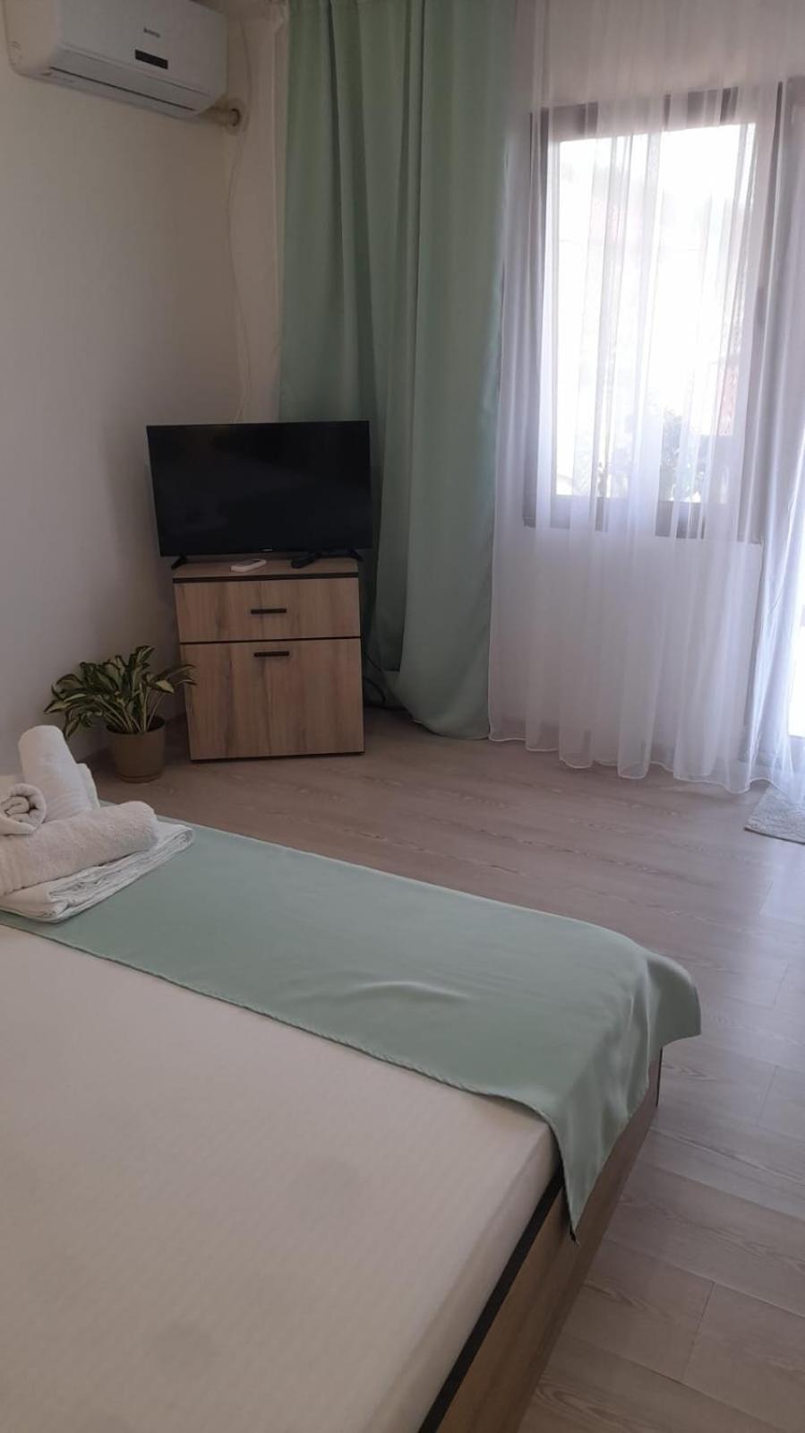 Casa Elena Eselnita Ξενοδοχείο Εξωτερικό φωτογραφία